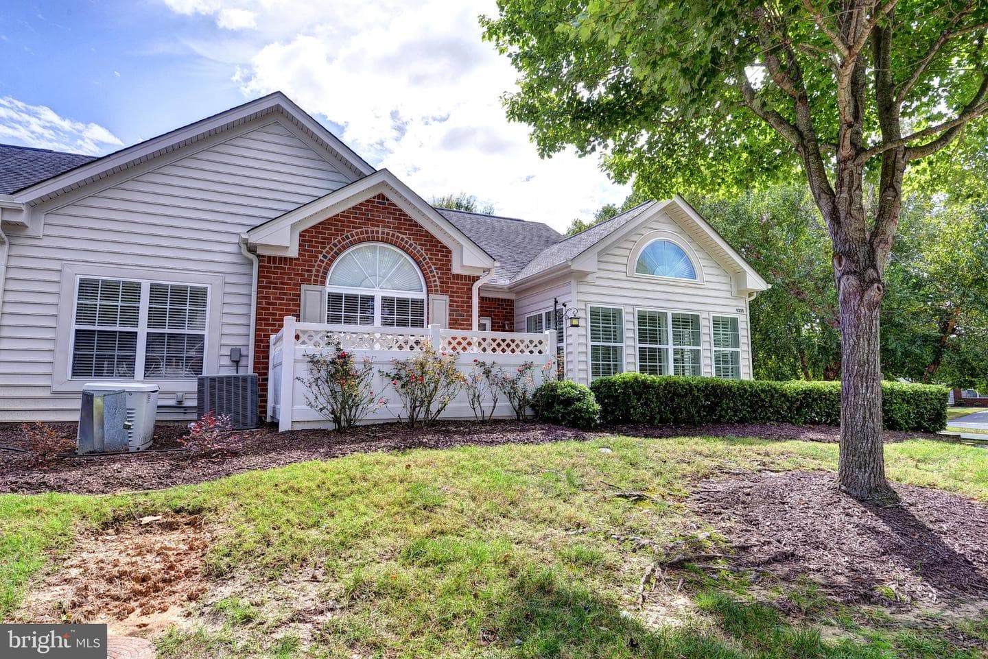 4335 Creek View E photo 3