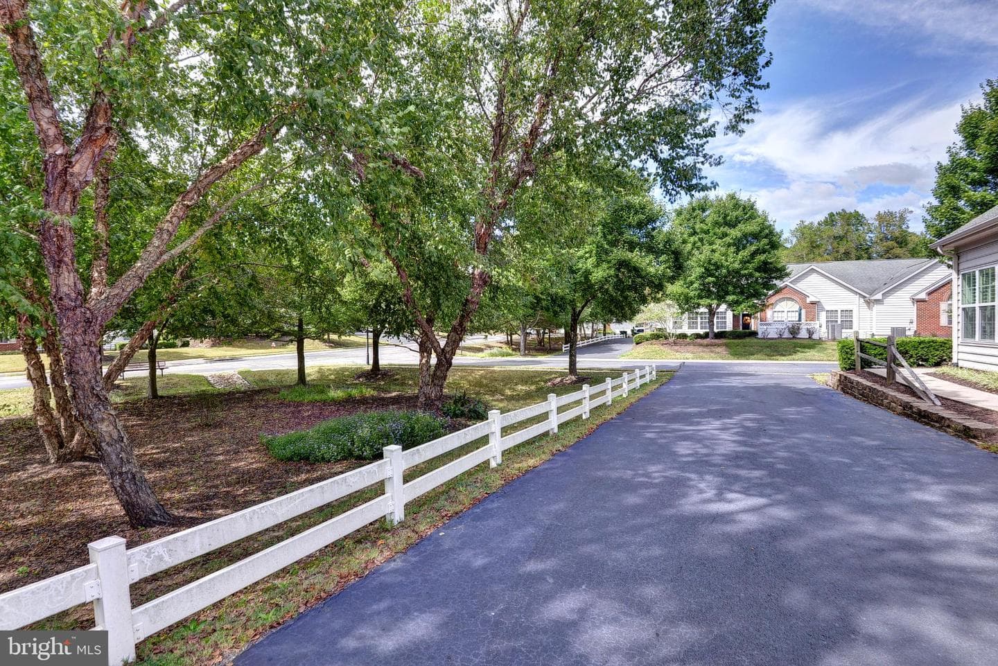 4335 Creek View E photo 5