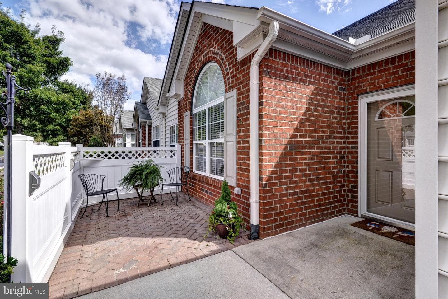 4335 Creek View E photo 7