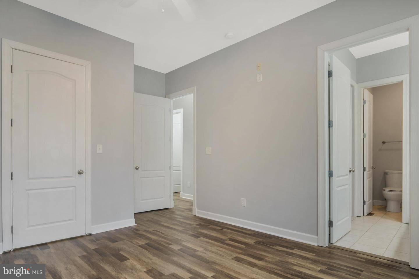 100 Lakewood Drive photo 25