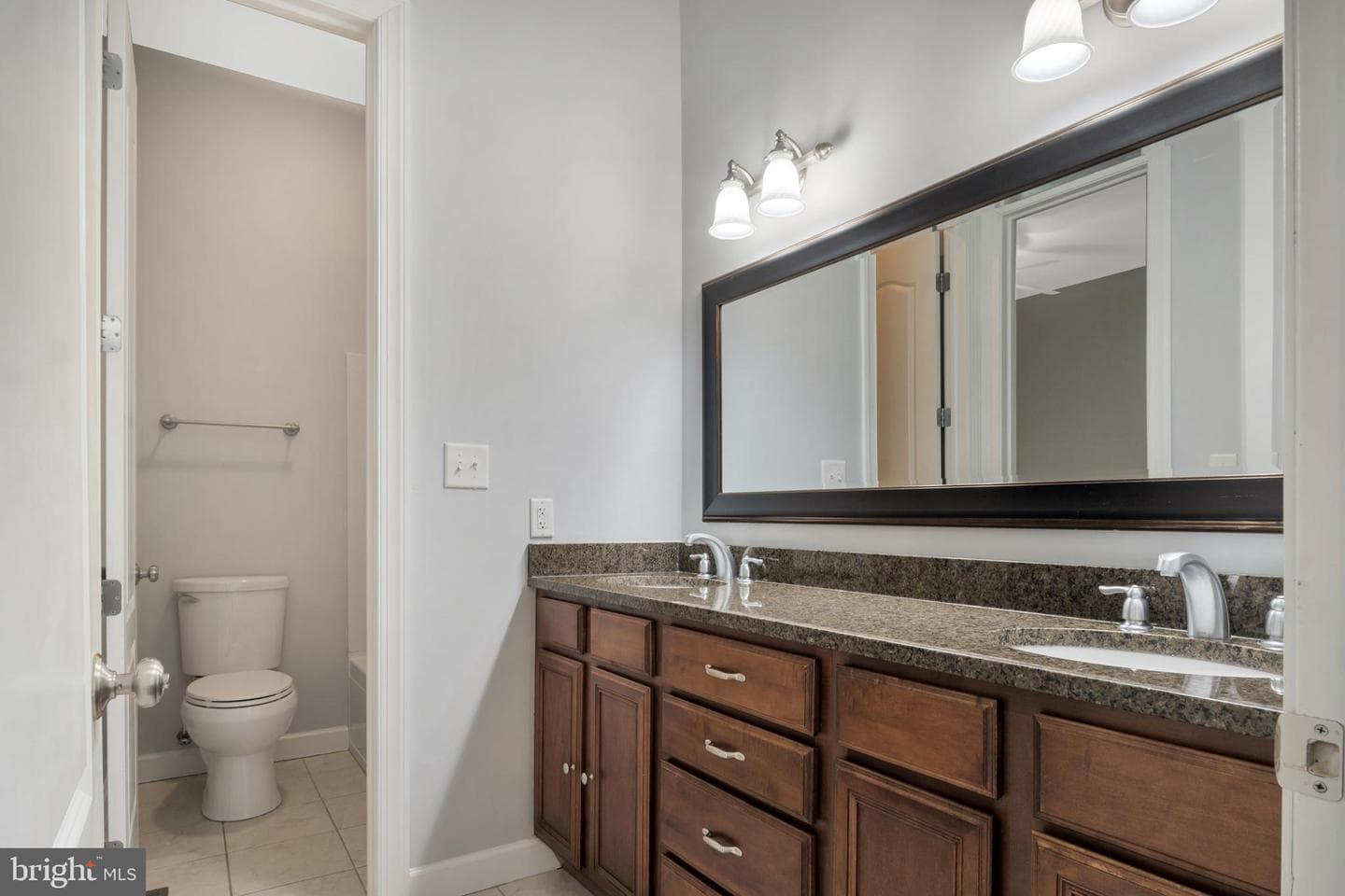 100 Lakewood Drive photo 27