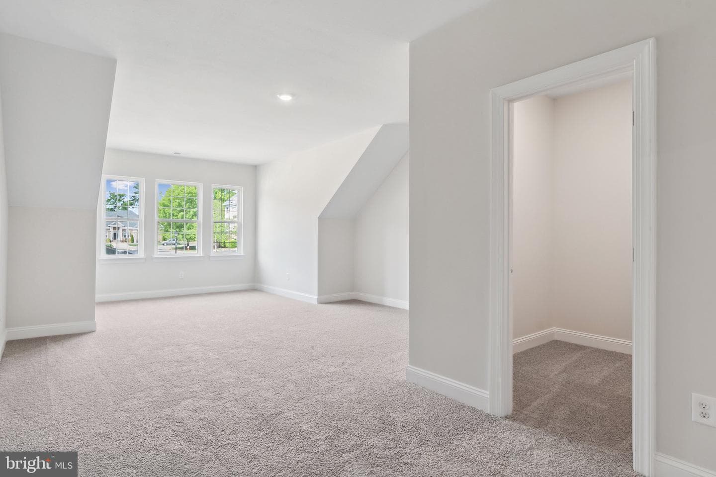 1220 Treviso Bay photo 27