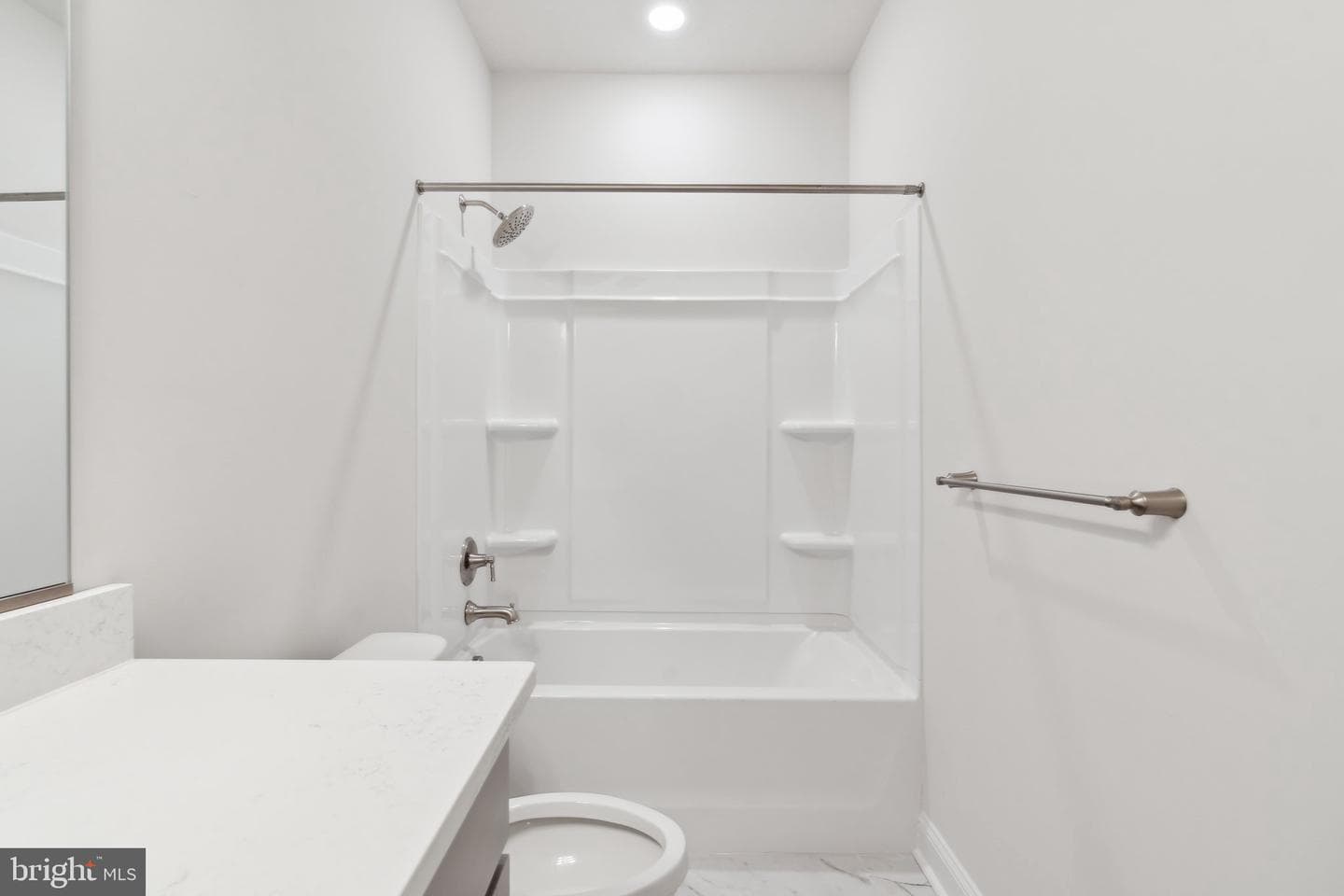 1260 Treviso Bay photo 13