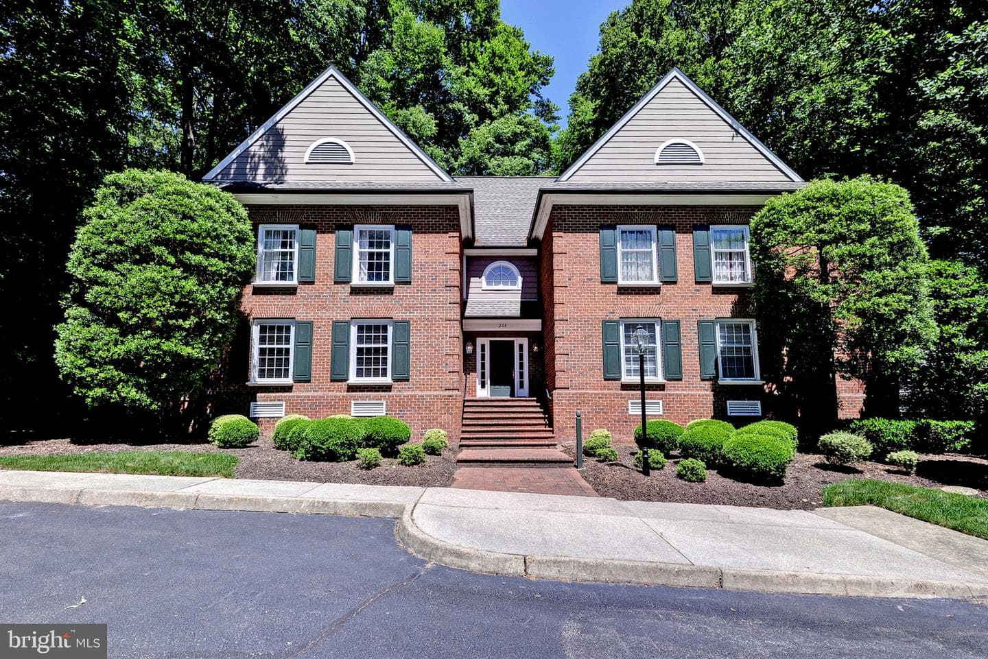 208 Woodmere Drive #a photo 2