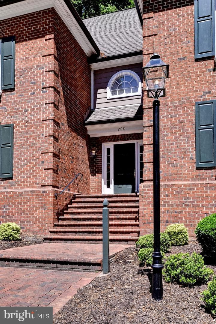 208 Woodmere Drive #a photo 4