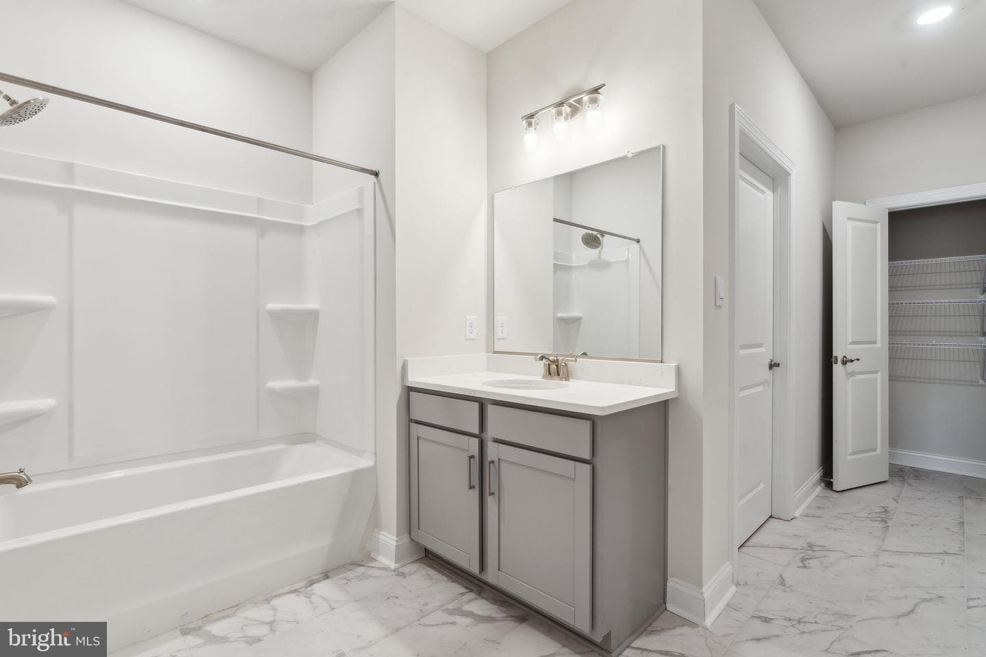1316 Treviso Bay photo 31