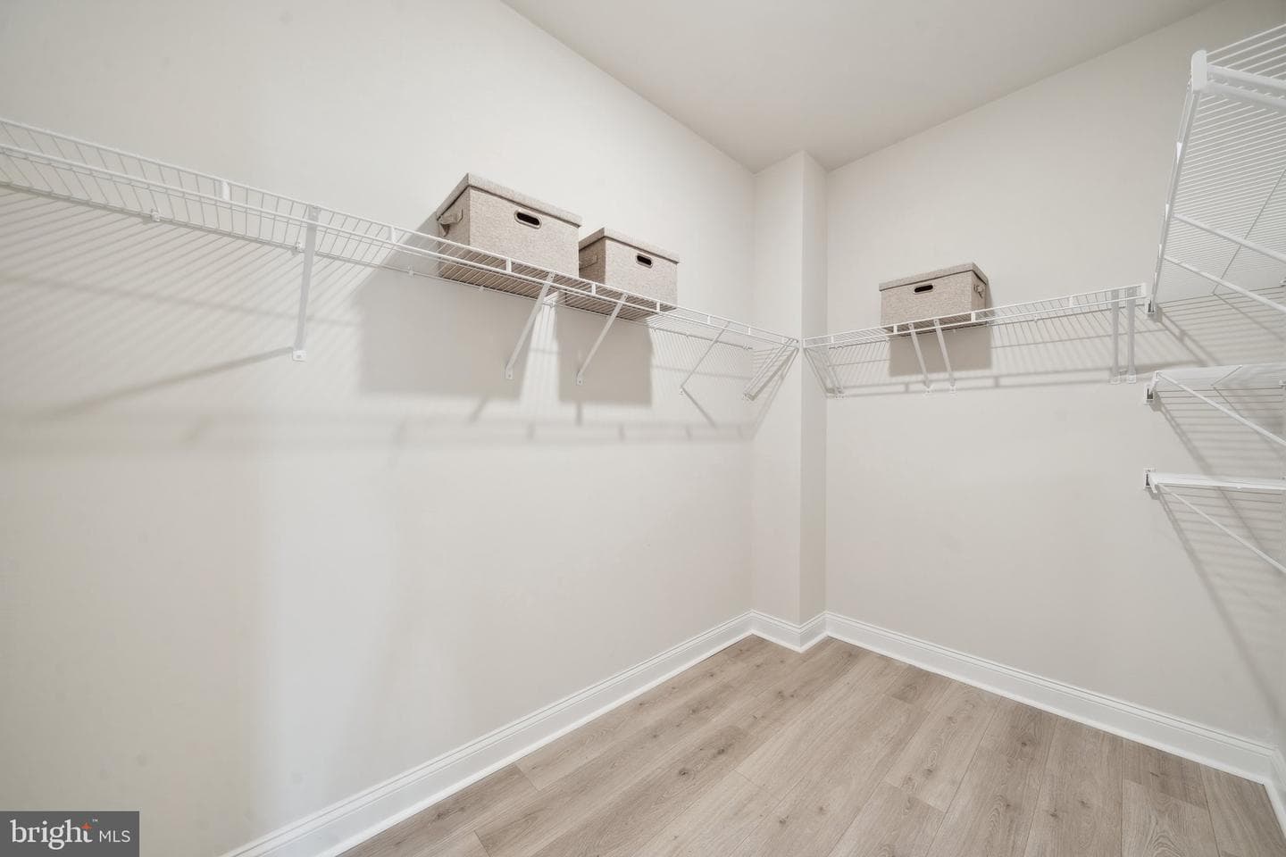 1252 Treviso Bay photo 12
