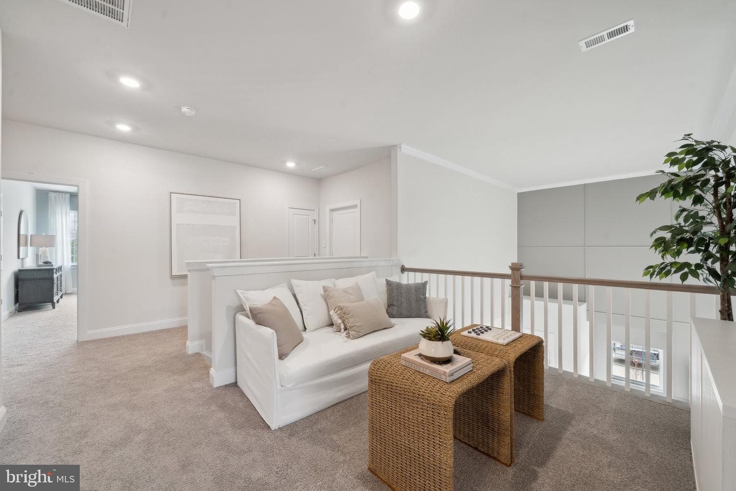 1252 Treviso Bay photo 27