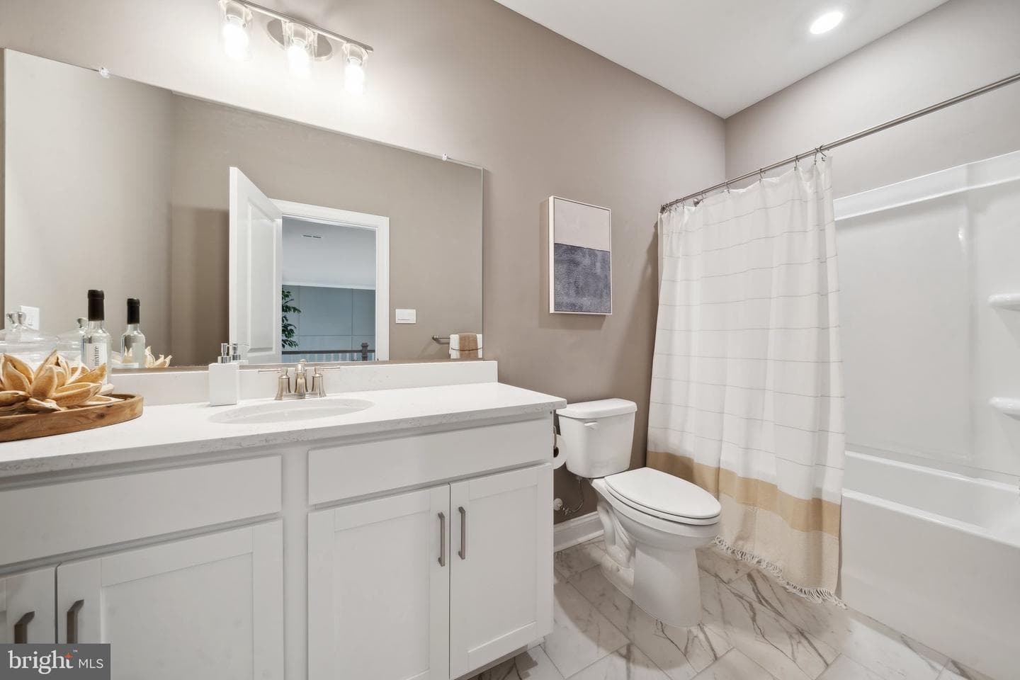 1332 Treviso Bay photo 31