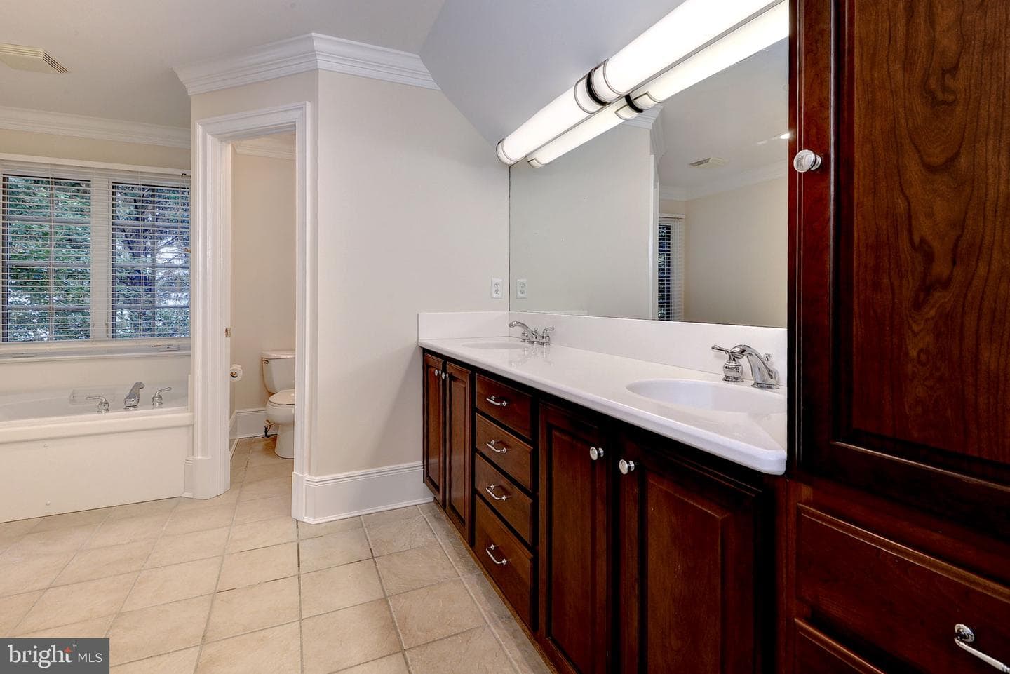 5129 Rolling Reach photo 34