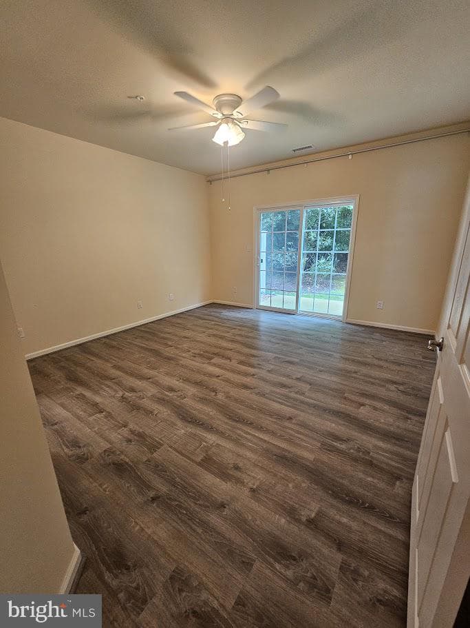 1403 Rustads Circle photo 13