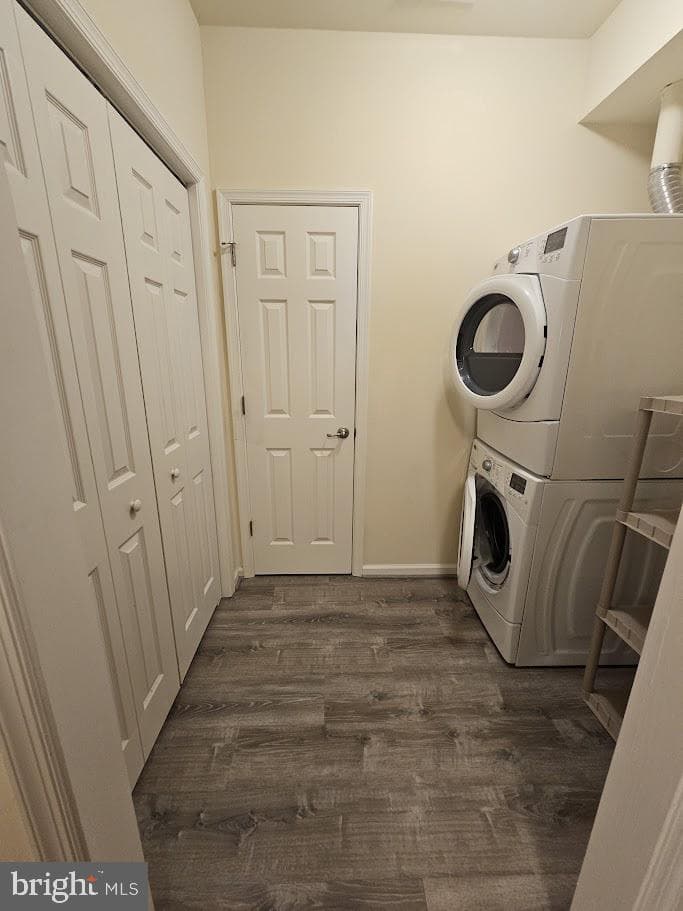 1403 Rustads Circle photo 8