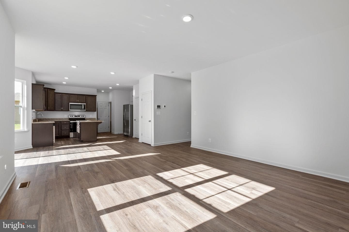 15611 Owens Drive photo 9