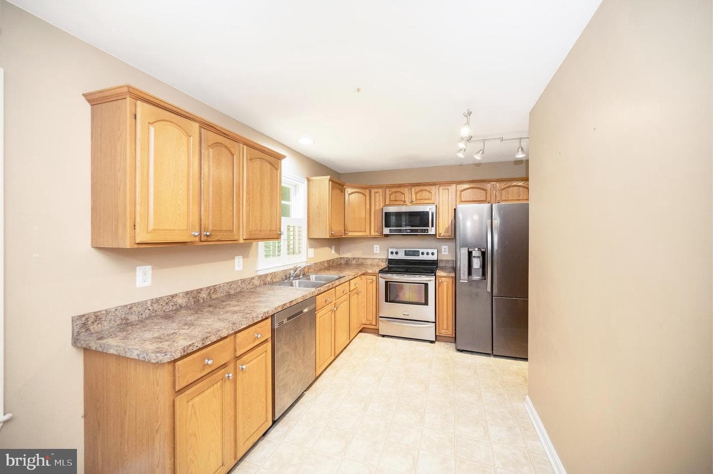 10067 Adams Drive photo 16