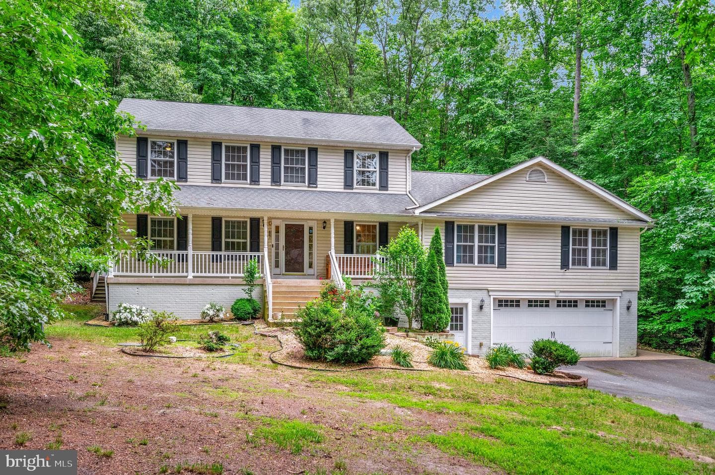 10067 Adams Drive photo 2