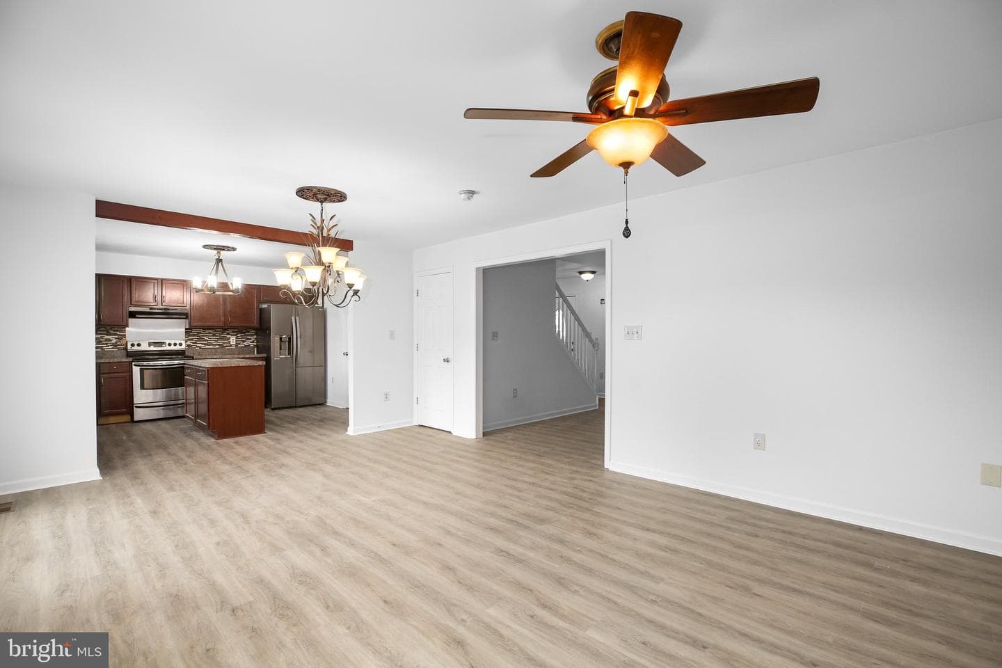 10429 Hutchison Lane photo 10