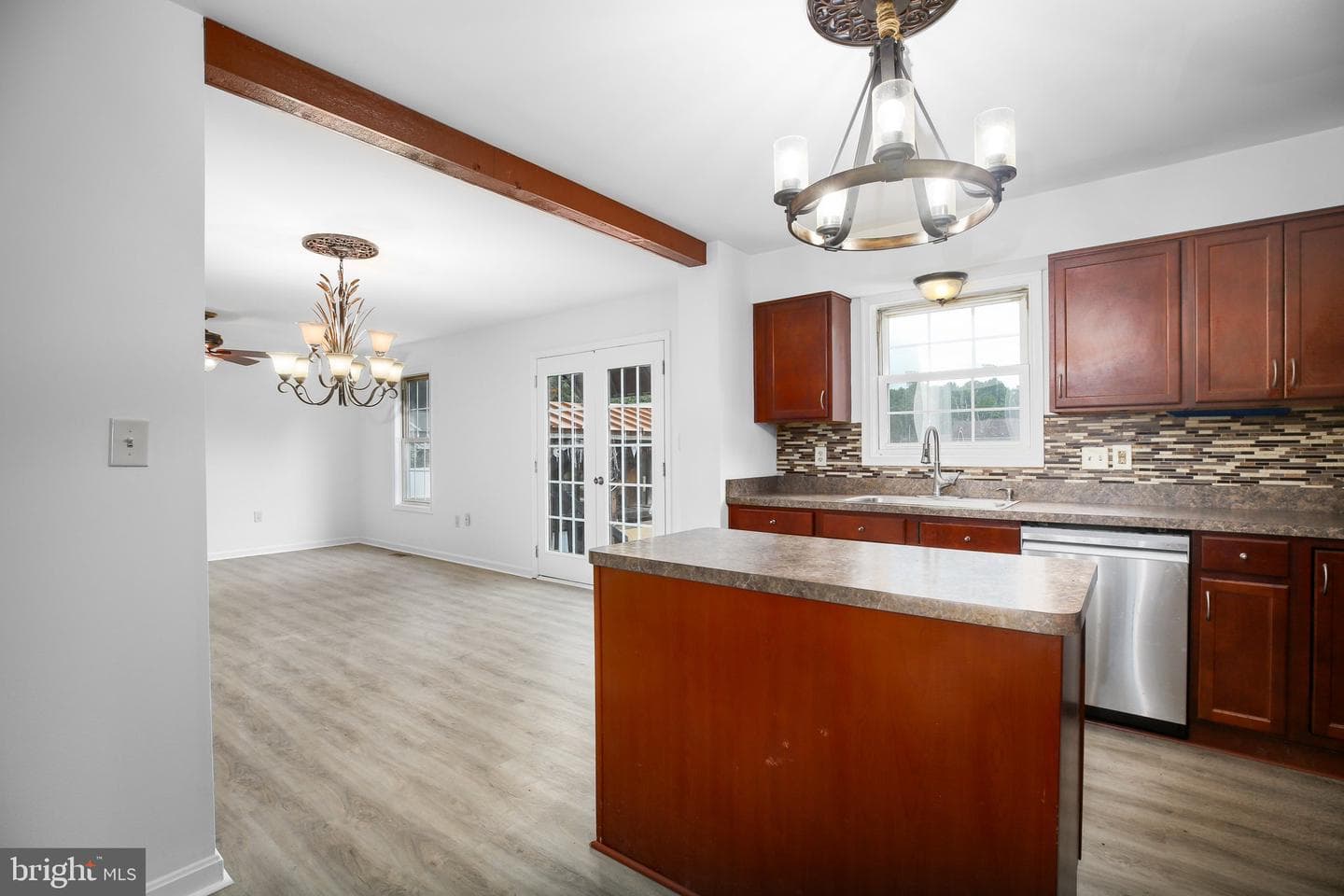 10429 Hutchison Lane photo 14