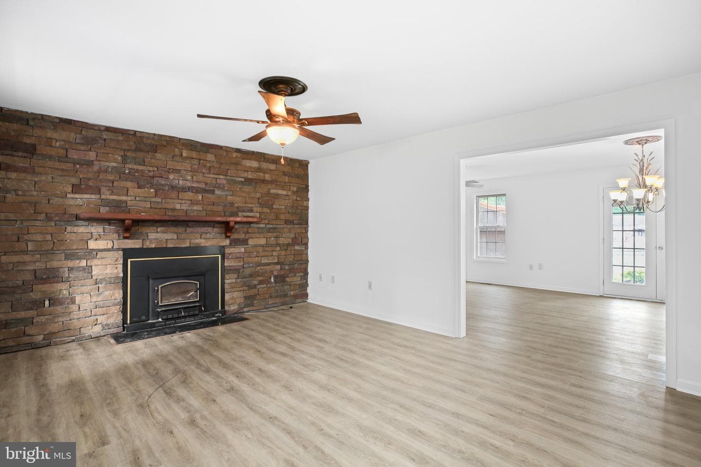 10429 Hutchison Lane photo 4
