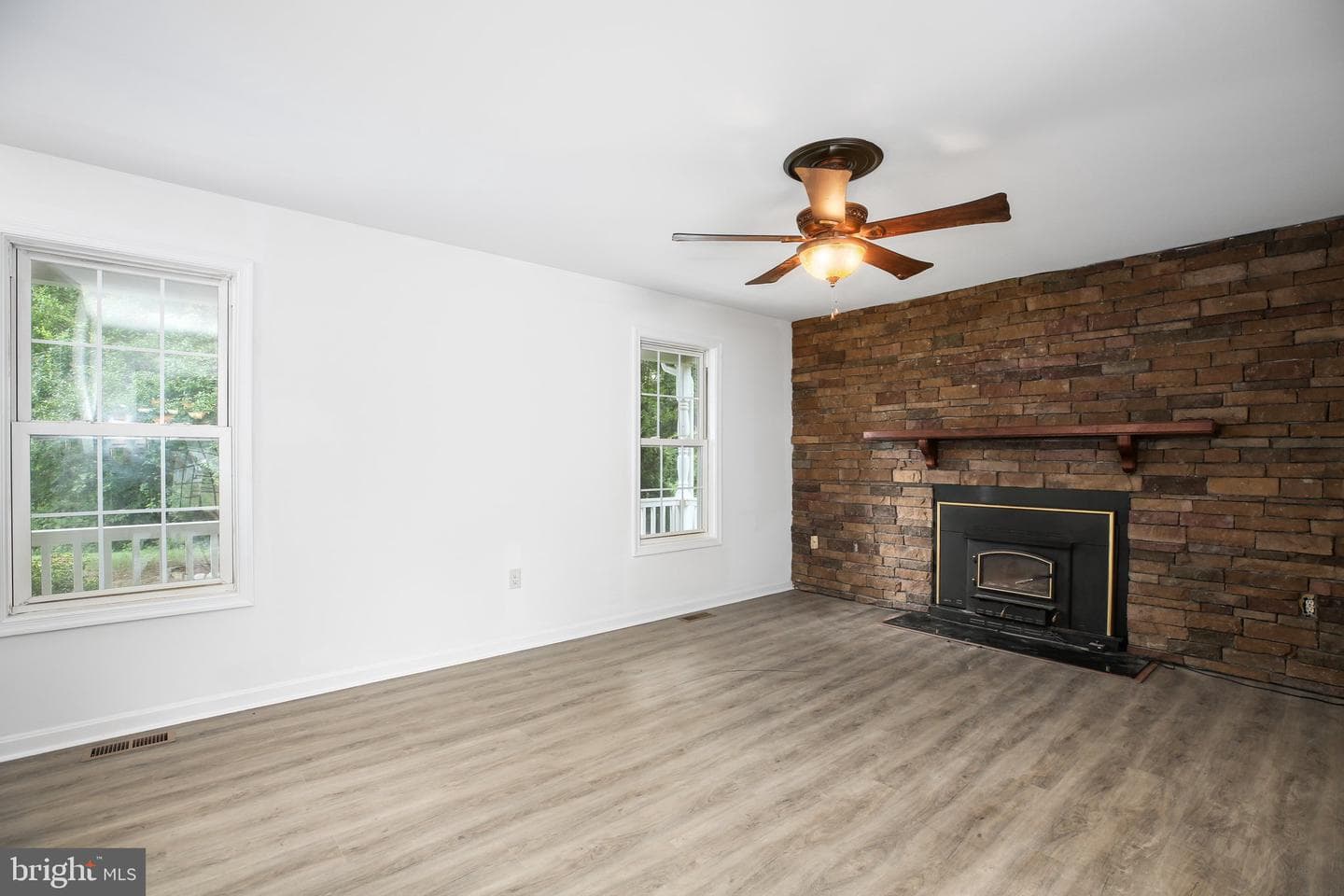 10429 Hutchison Lane photo 7
