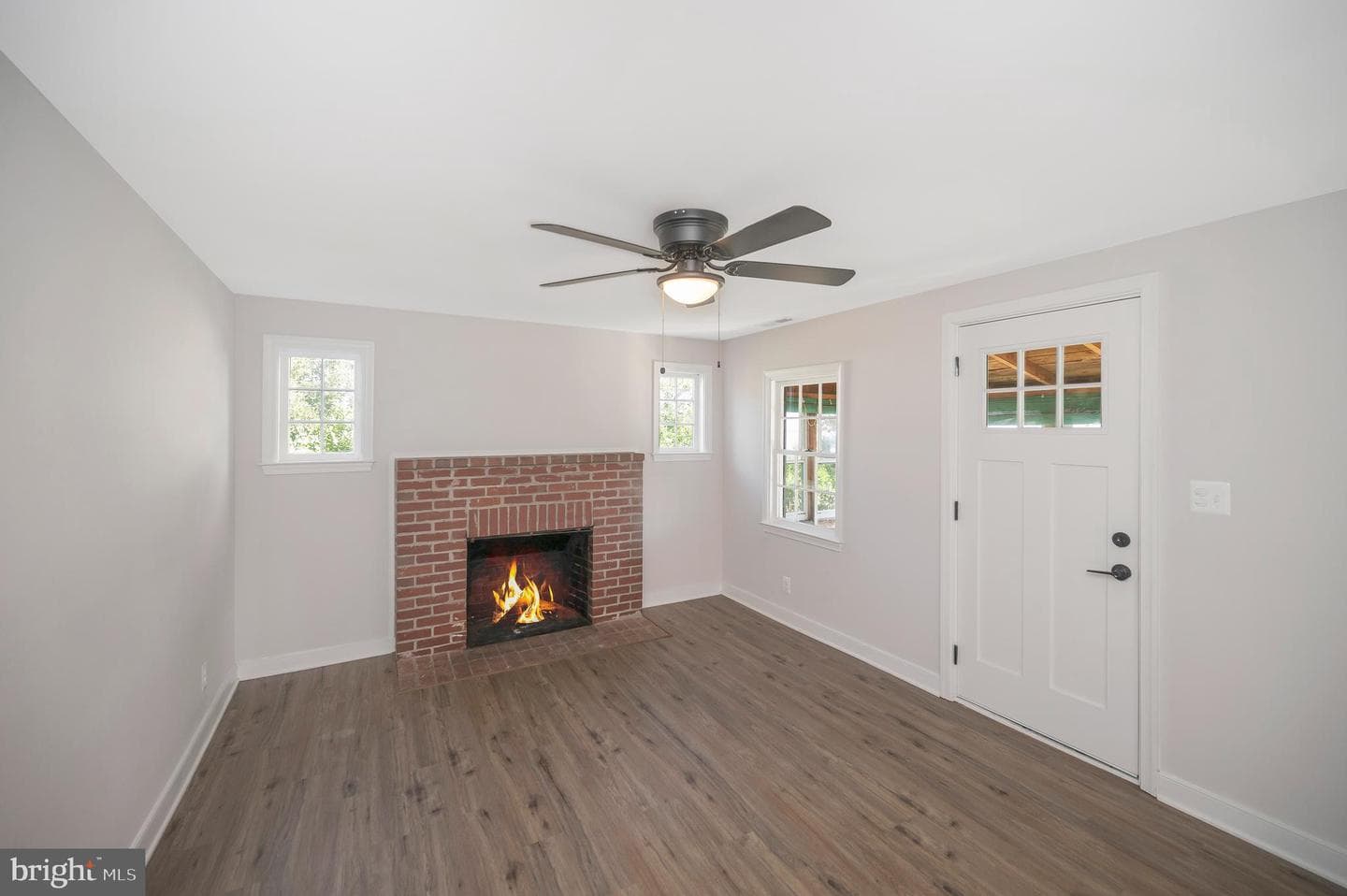 6086 4th Street photo 10