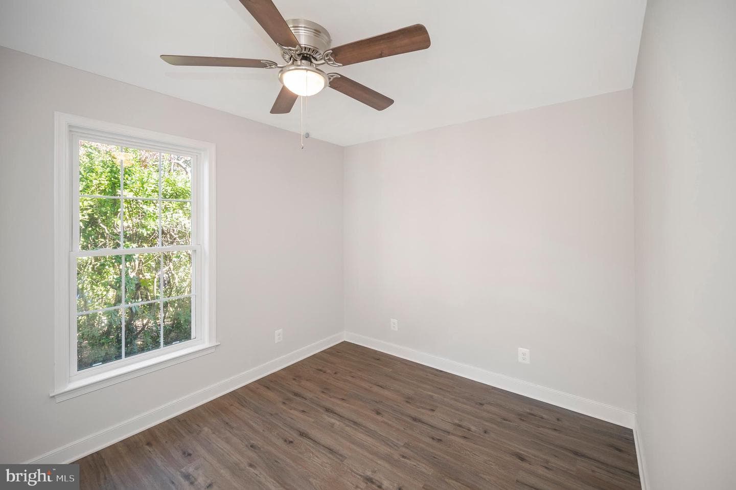 6086 4th Street photo 17