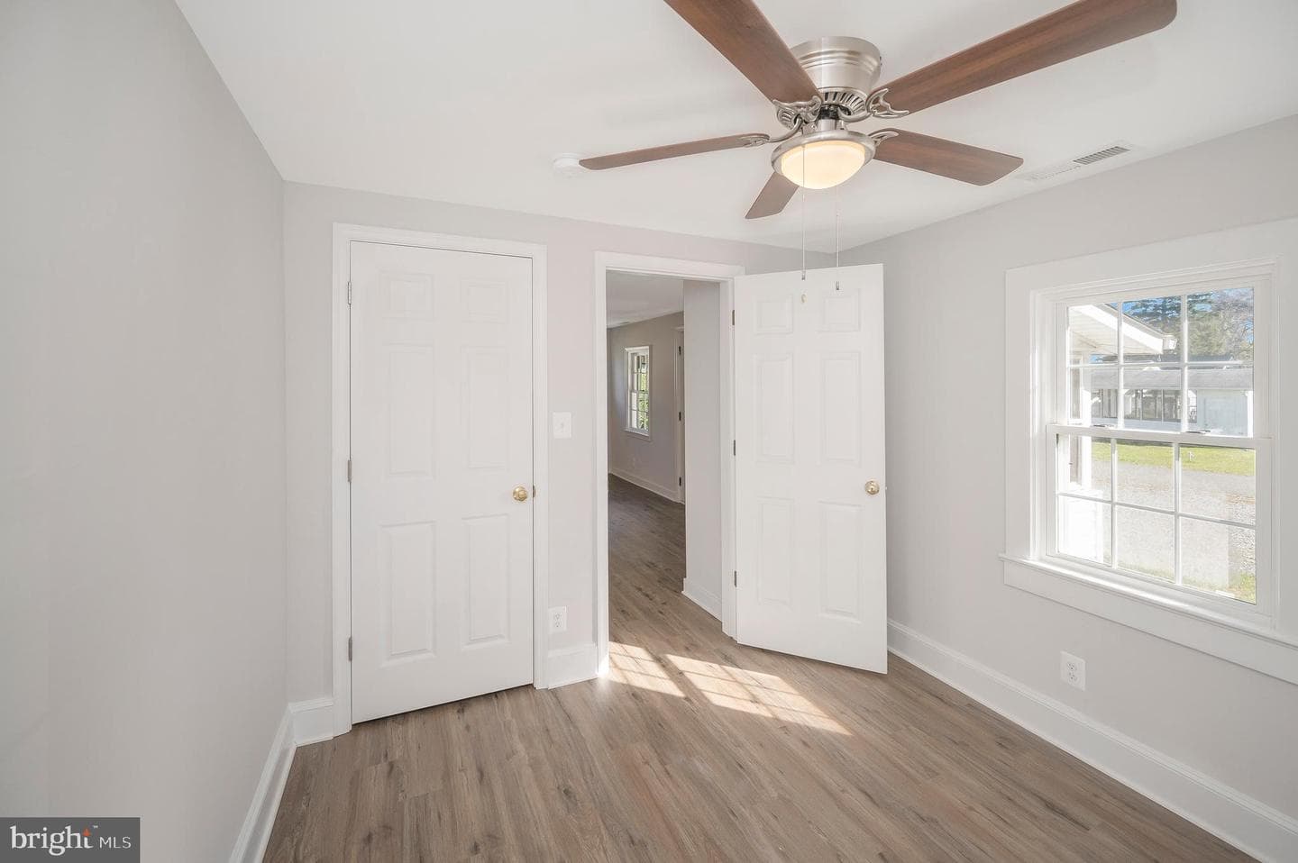 6086 4th Street photo 20