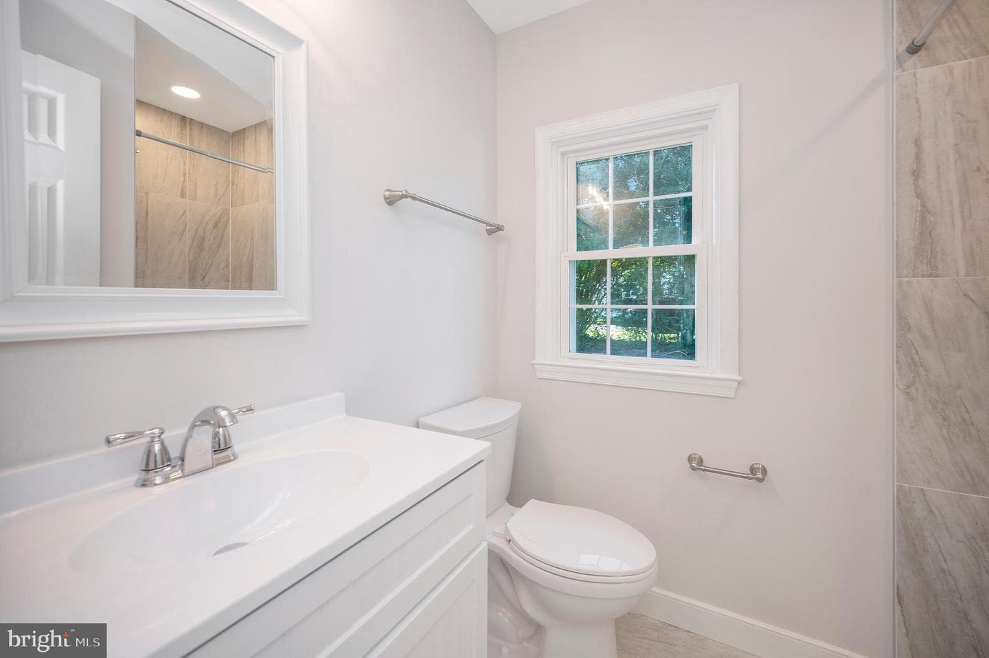 6086 4th Street photo 21