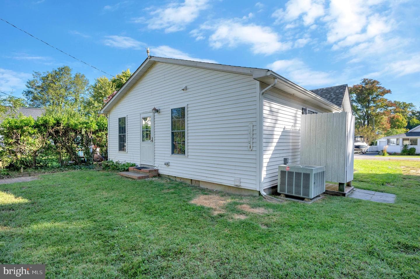 6086 4th Street photo 23