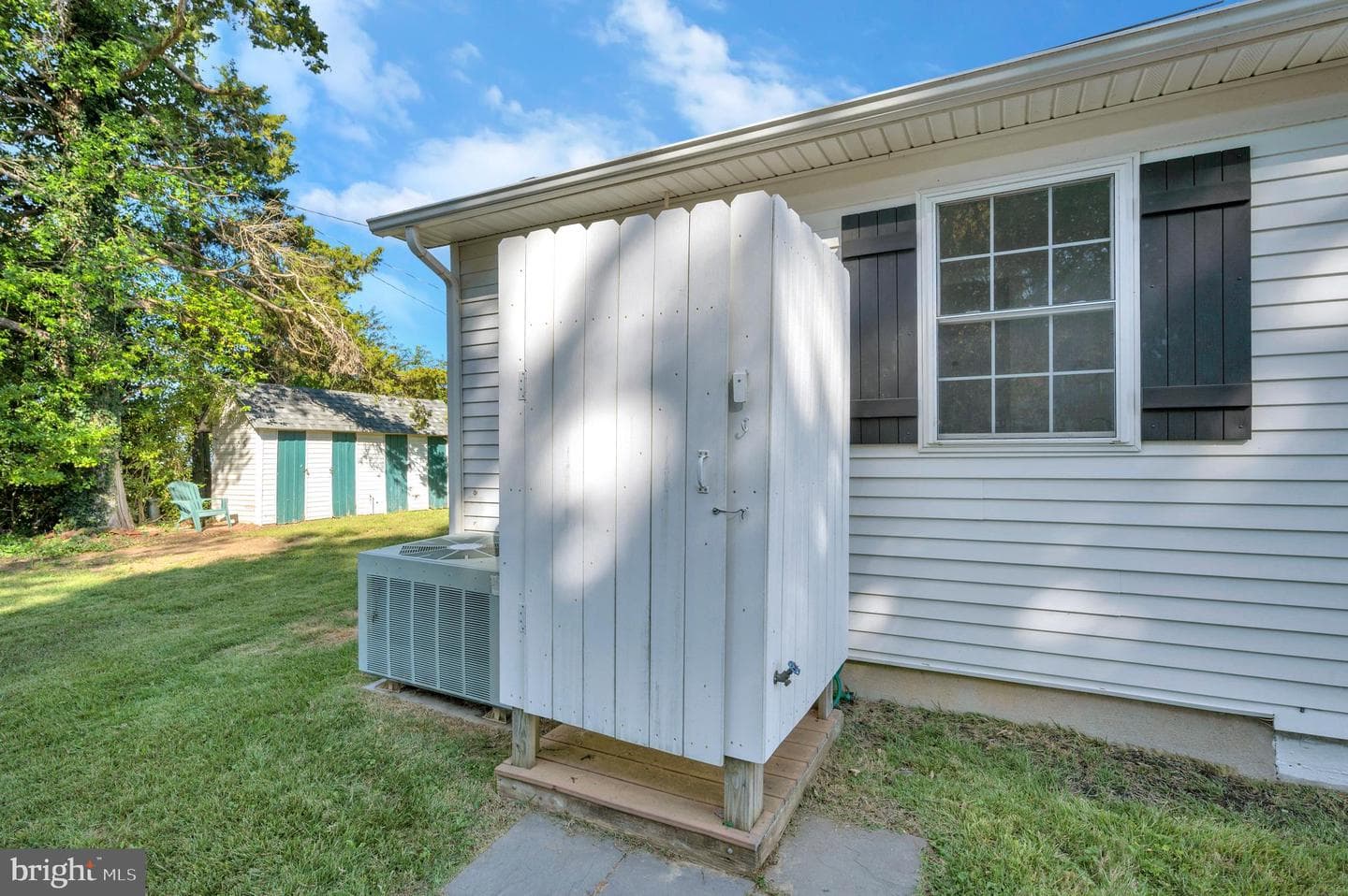 6086 4th Street photo 25