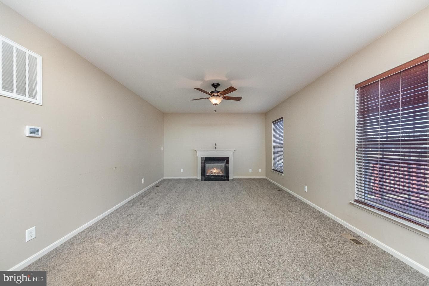6192 Hawser Drive photo 3
