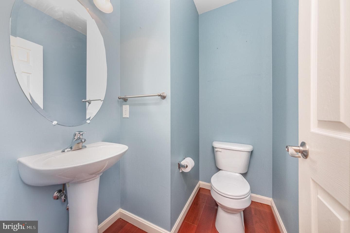 6192 Hawser Drive photo 8