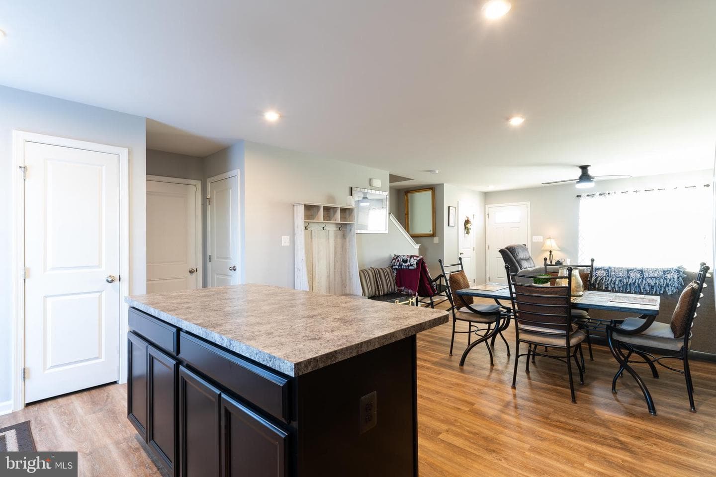 7041 Wise Lane photo 9