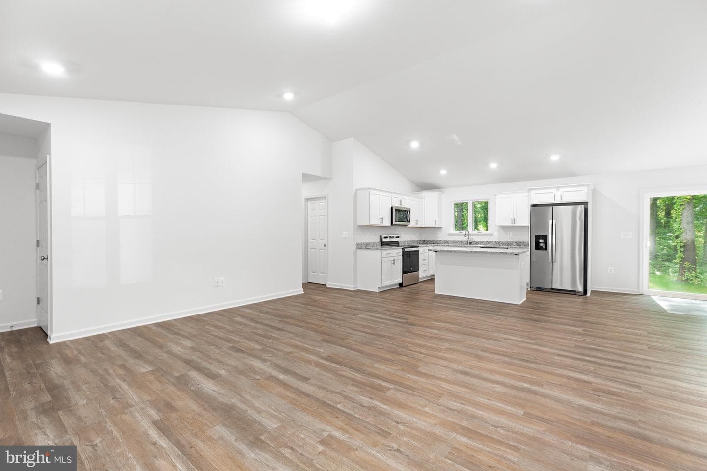 1145 Mathias Point Road photo 12