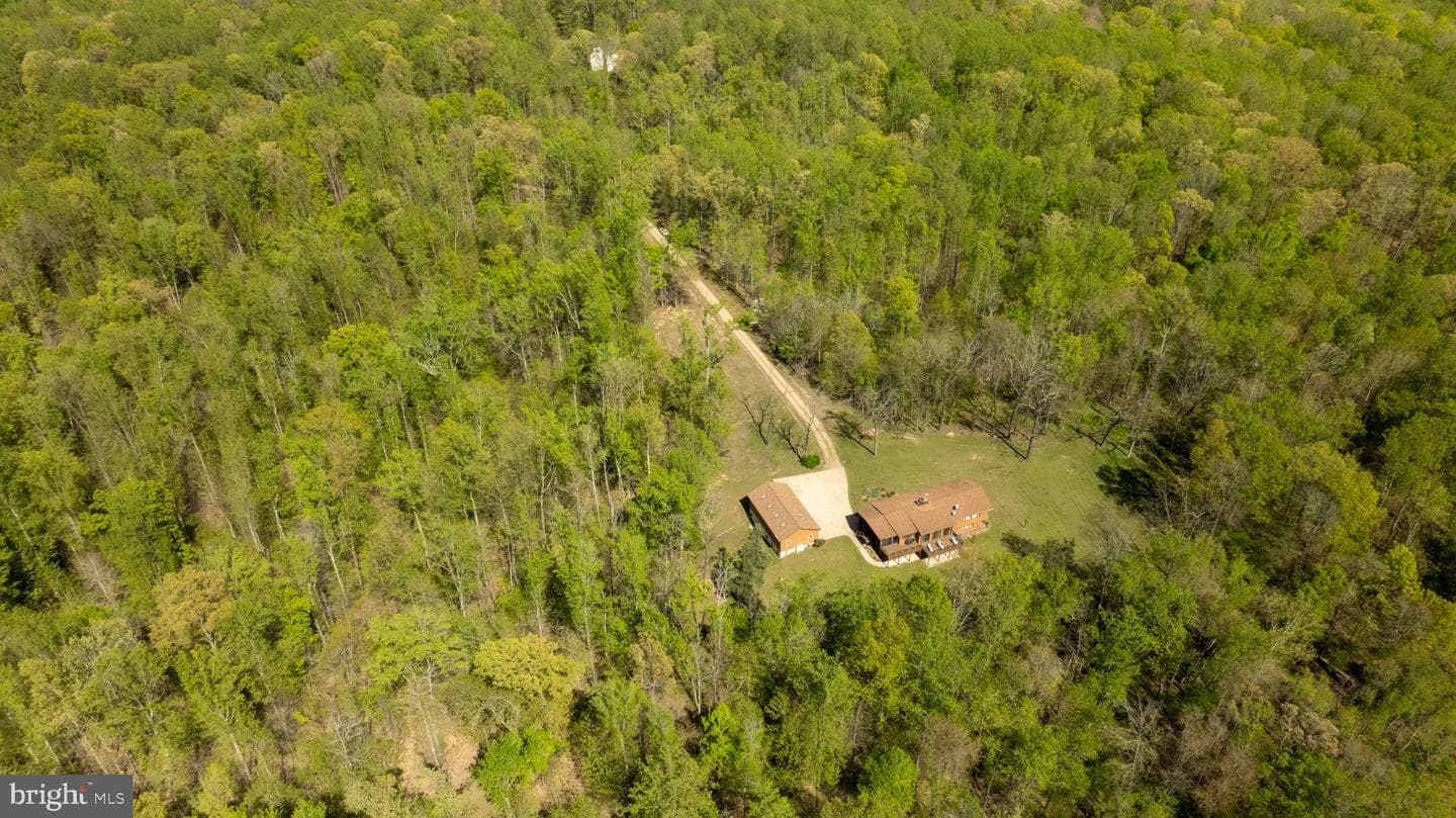 6042 Caledon Road photo 86