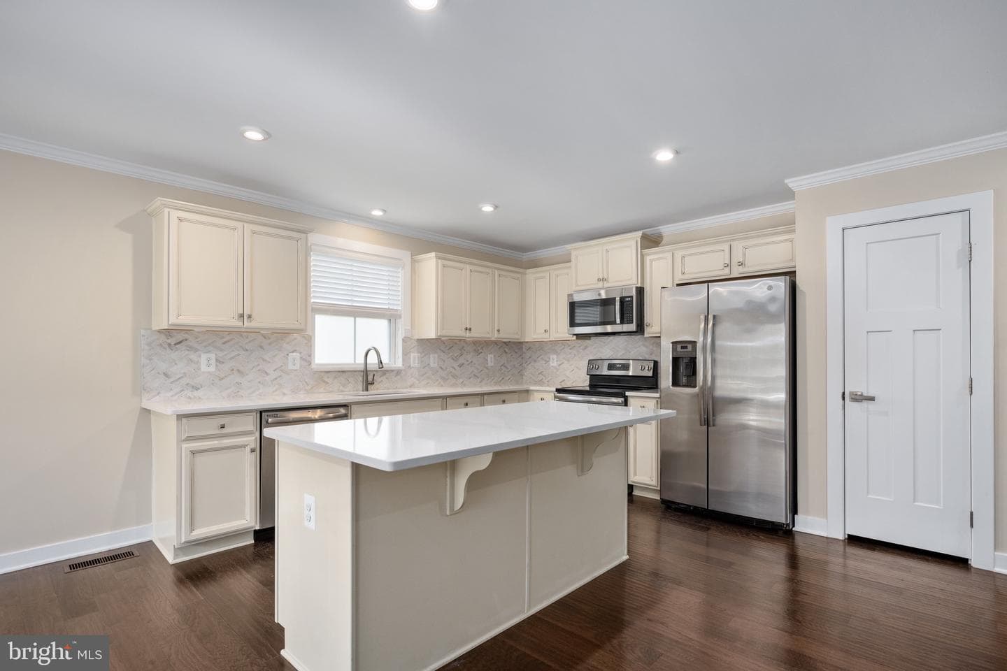 11309 Emerald Drive photo 42