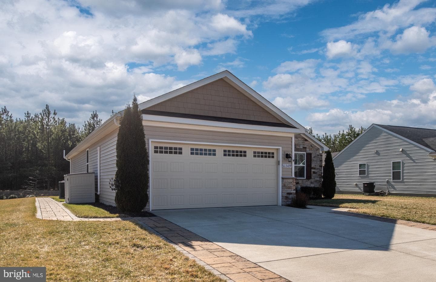 11309 Emerald Drive photo 9