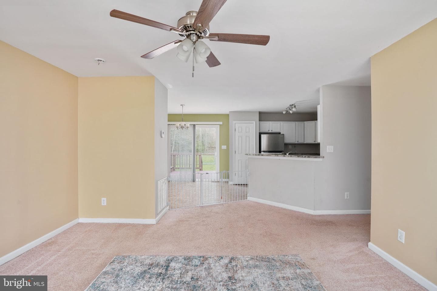 1109 French Court photo 11
