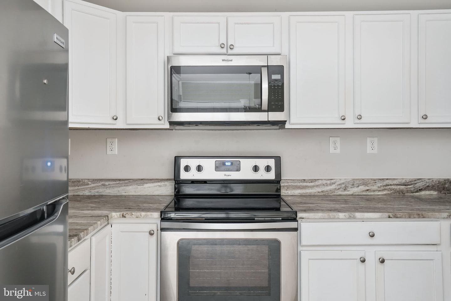 1109 French Court photo 22
