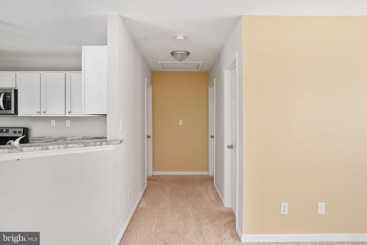 1109 French Court photo 29