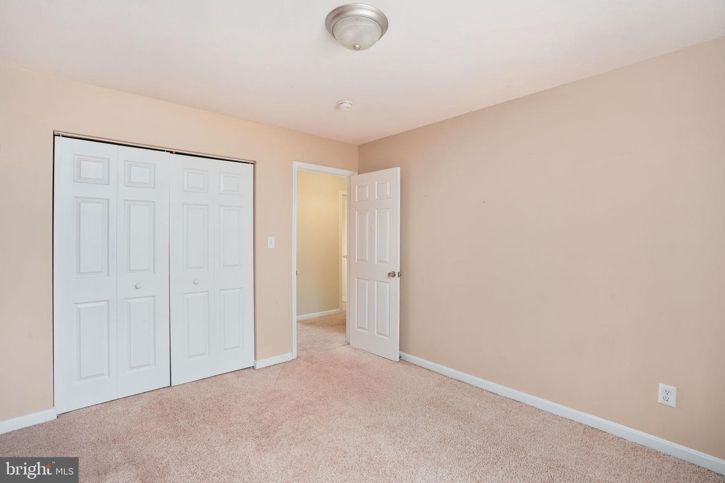 1109 French Court photo 35