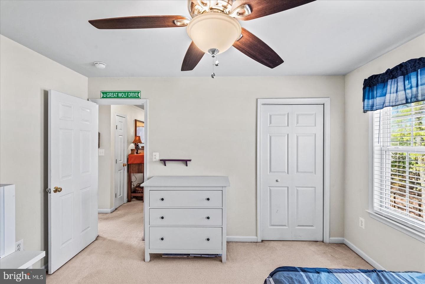4326 Navigator Lane photo 37