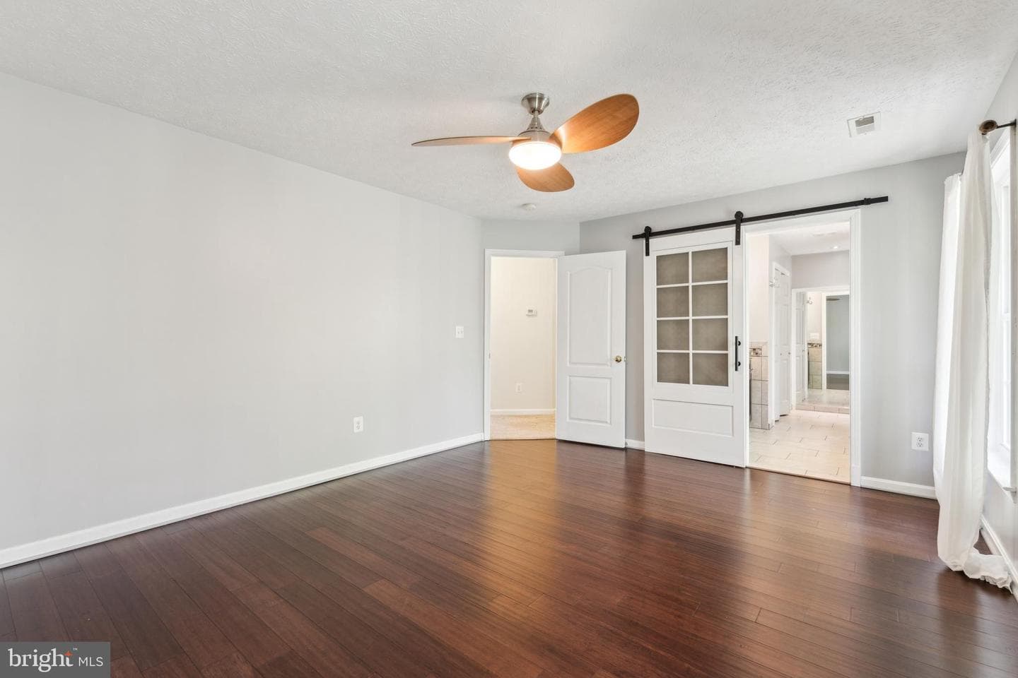 8155 Reagan Drive photo 23