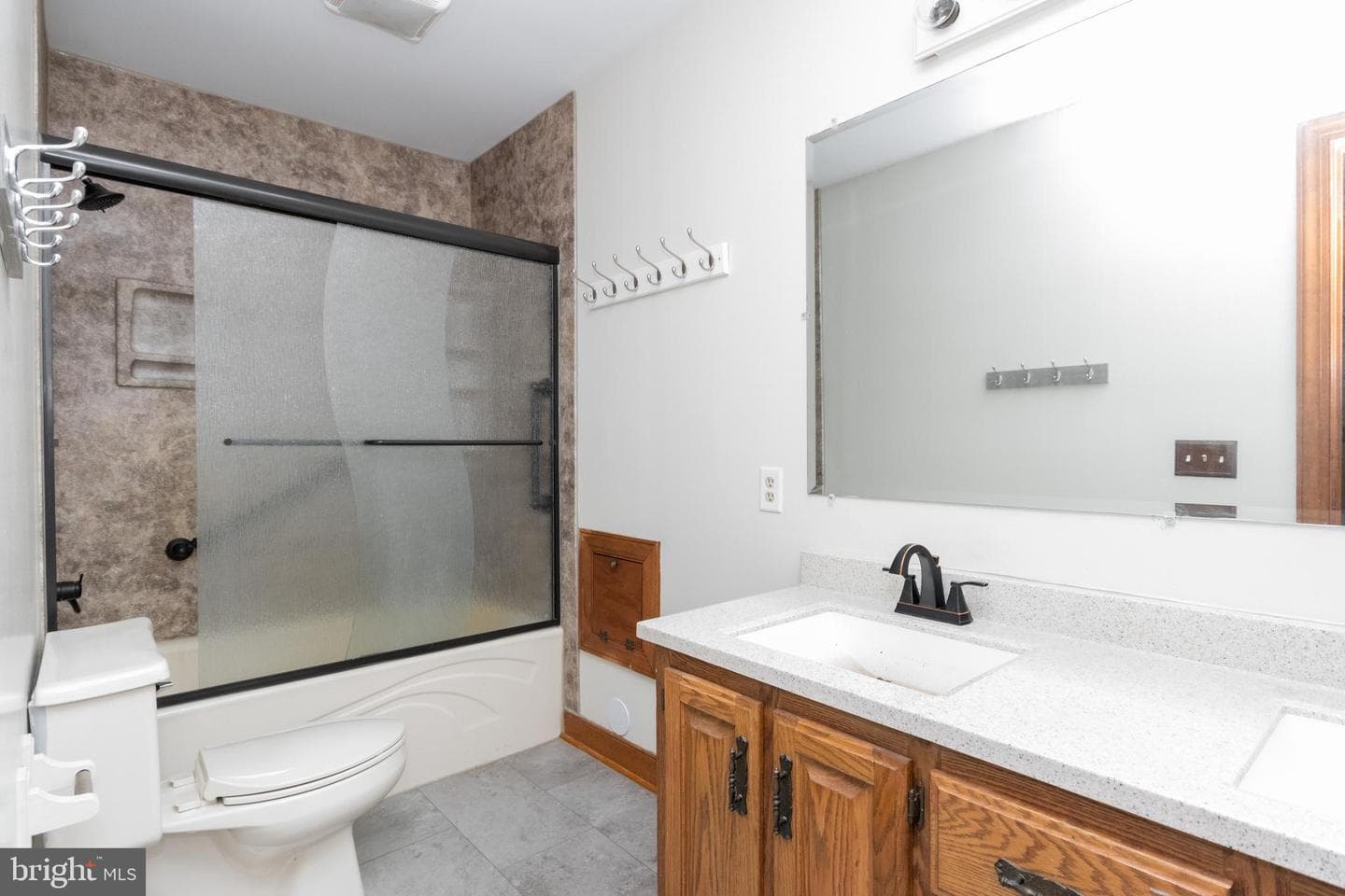 14264 Millbank Road photo 21