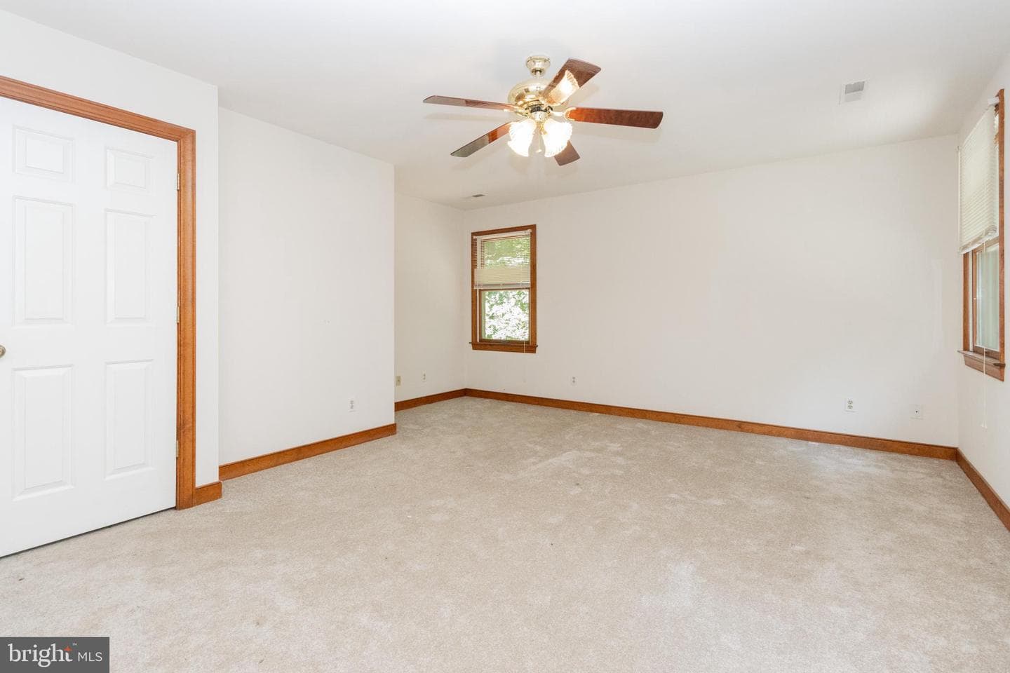 14264 Millbank Road photo 5