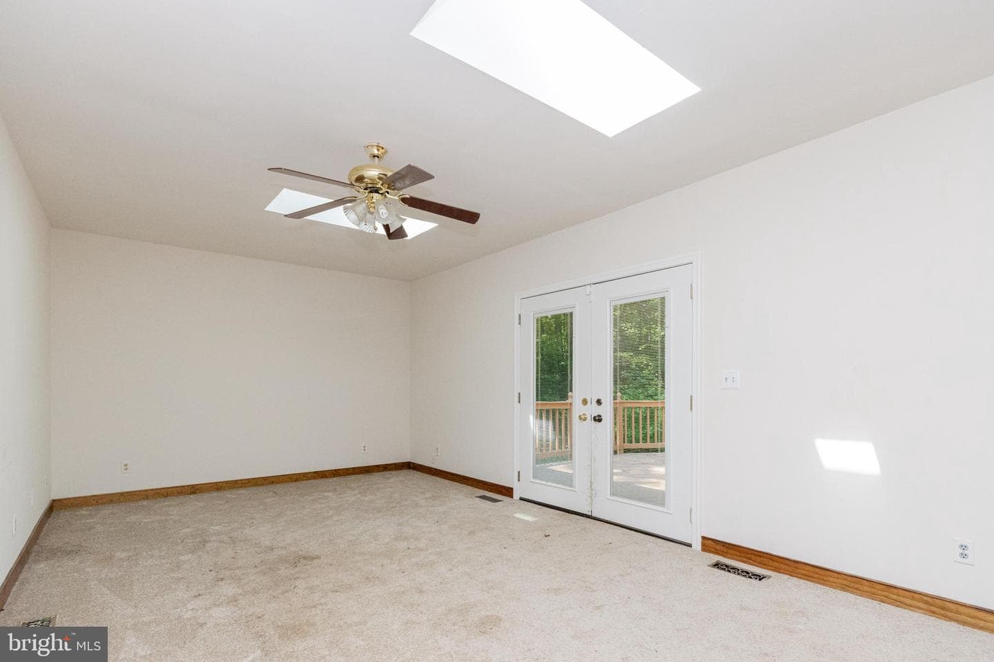 14264 Millbank Road photo 6