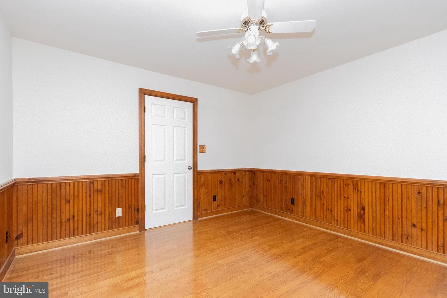 14264 Millbank Road photo 9