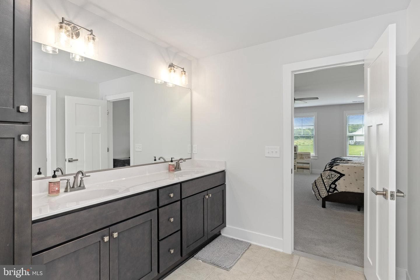 7856 Fitzhugh Lane photo 32
