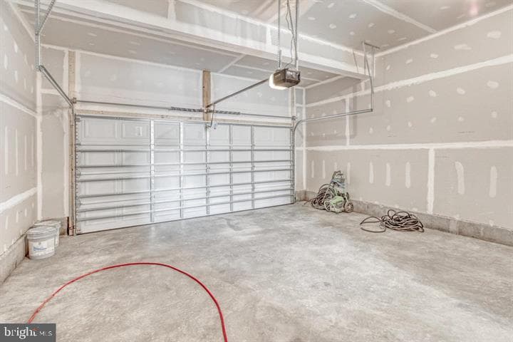 6318 Pointer Lane photo 14
