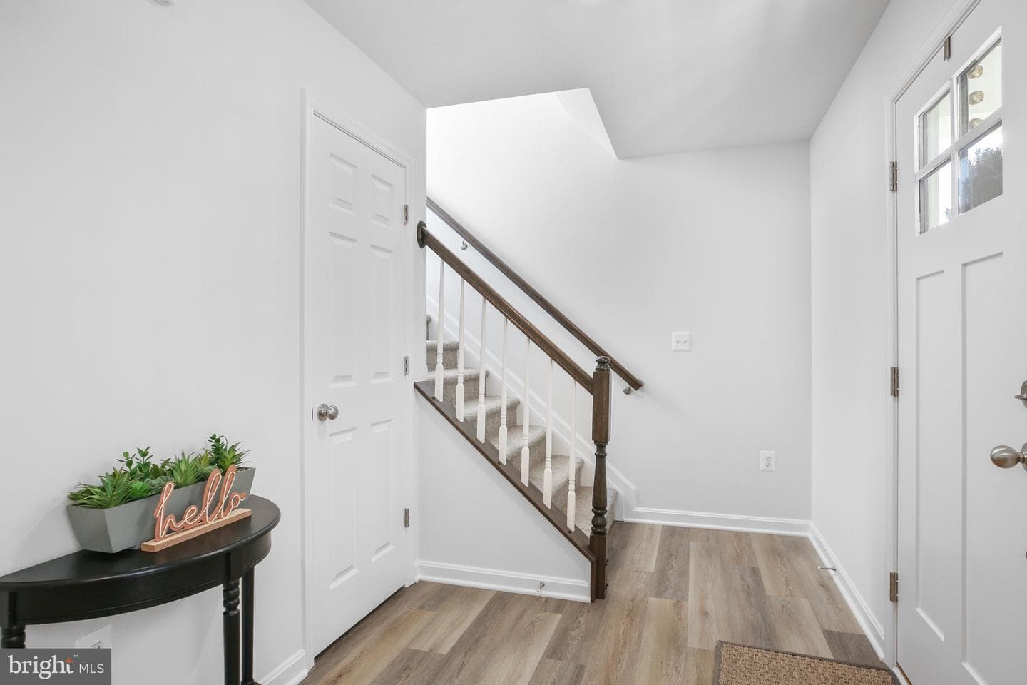 5055 Rose Avenue photo 11