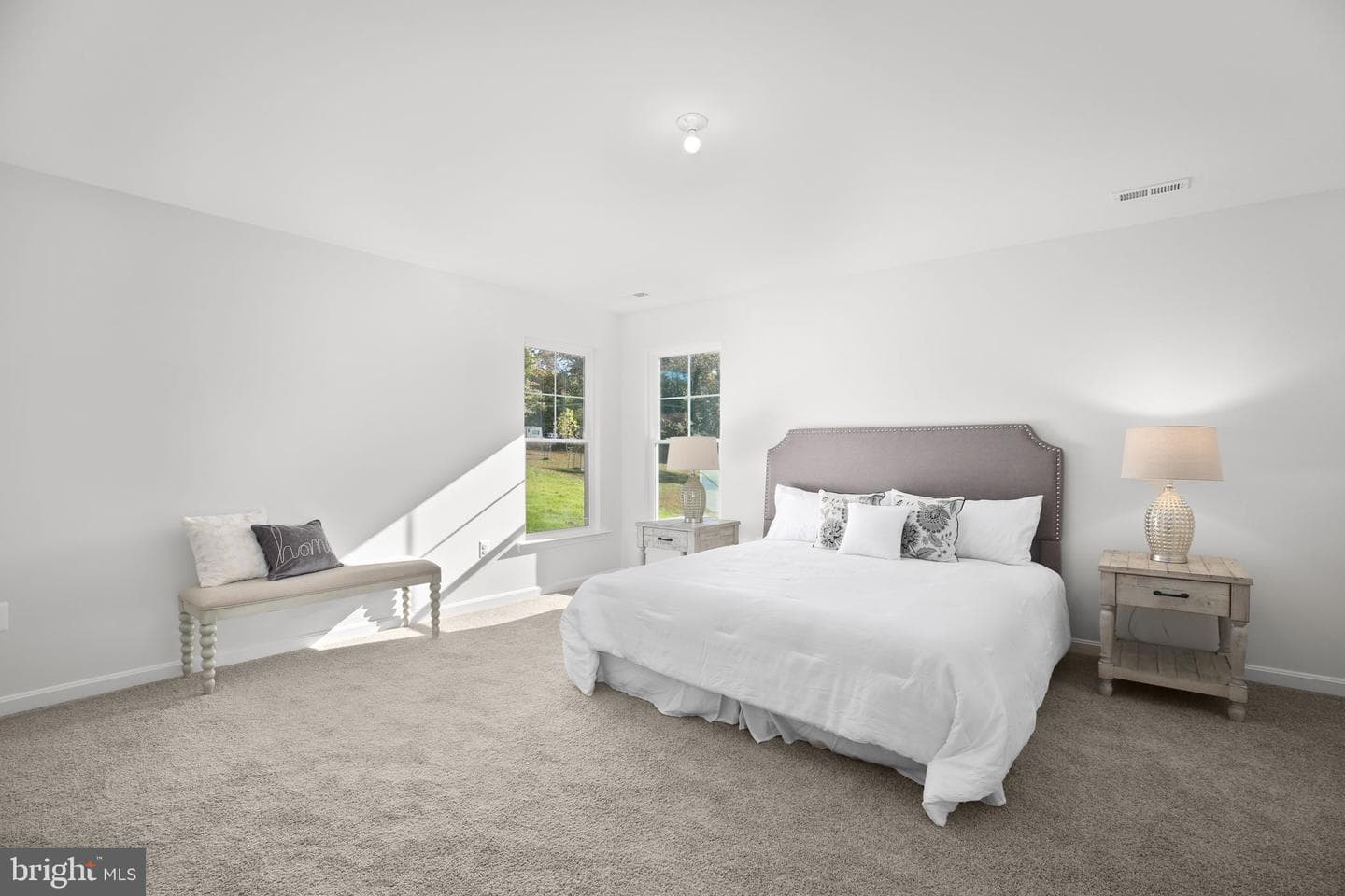 5055 Rose Avenue photo 19